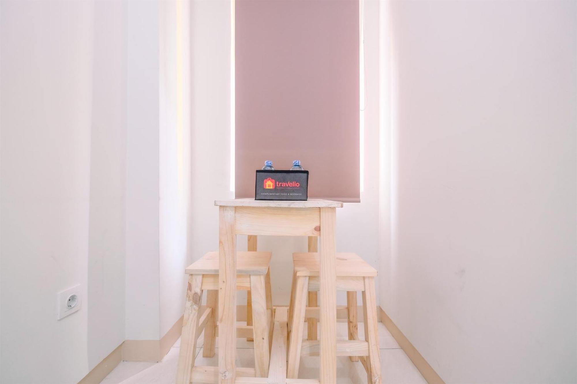 Simply Good At Springlake Summarecon By Travelio Apartemen Bekasi